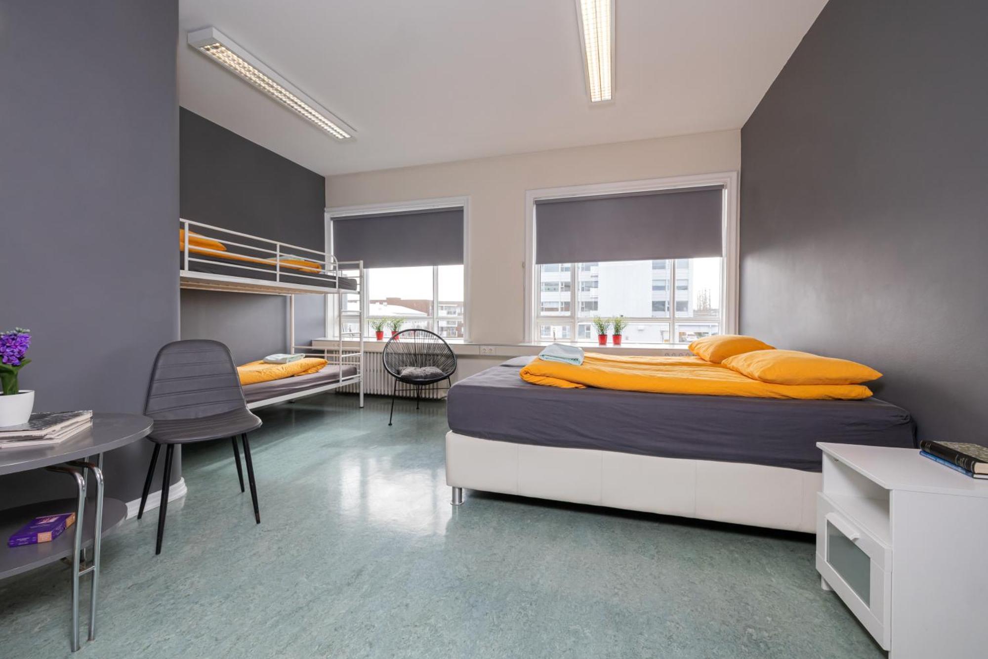 Hostel B47 Рейкявик Екстериор снимка